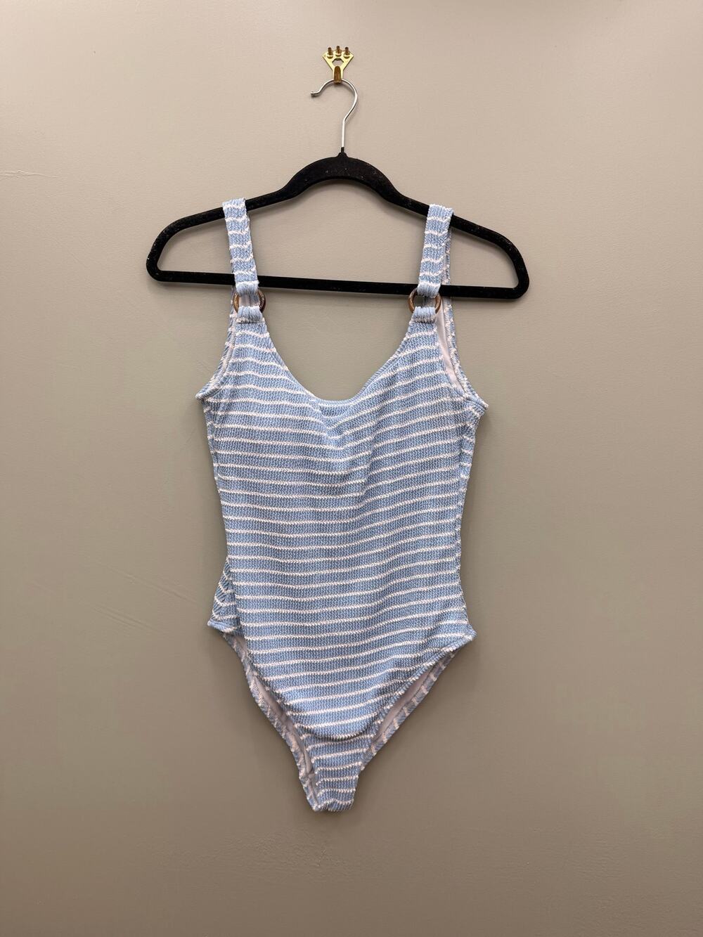 California Waves Blue White Textured Ring One Piece Swimsuit Size L